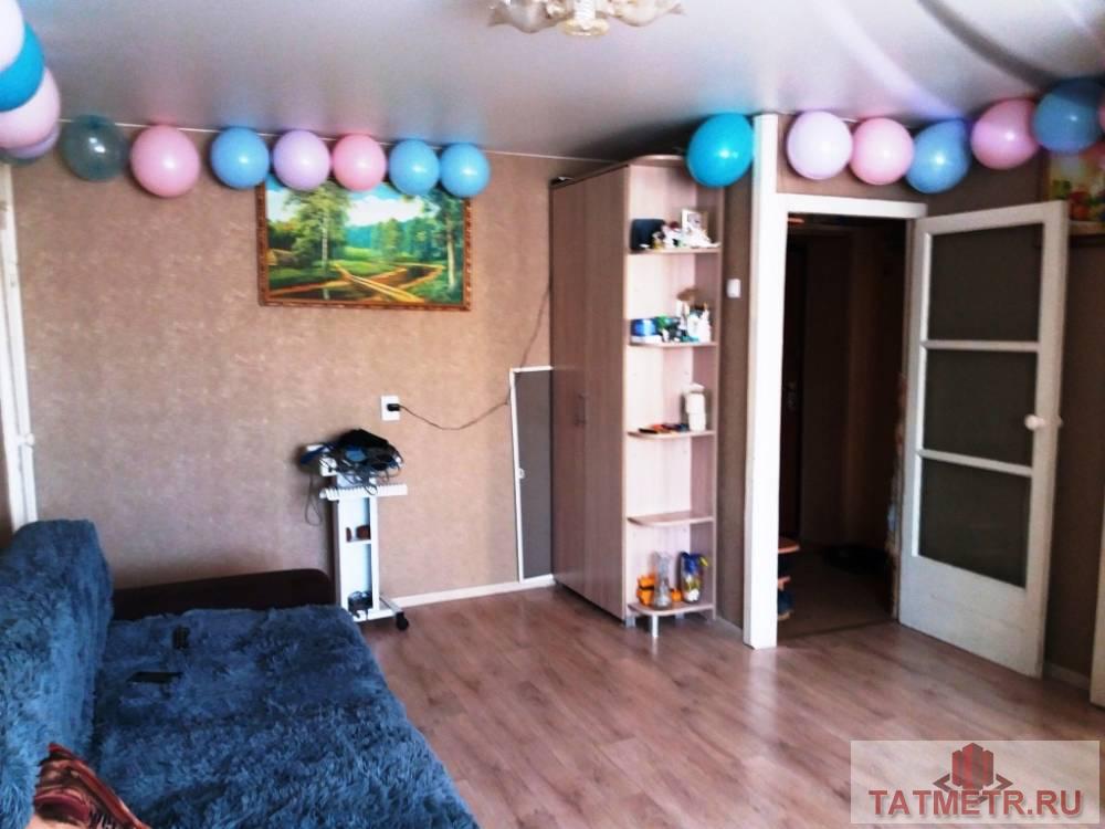 Продажа / Квартиры, г. Зеленодольск, Загородная улица, 1 349 000 Продается трехкомнатная квартира в г. Зеленодольск. В квартире сделан ремонт: пластиковые окна, натяжные потолки, на... - 1
