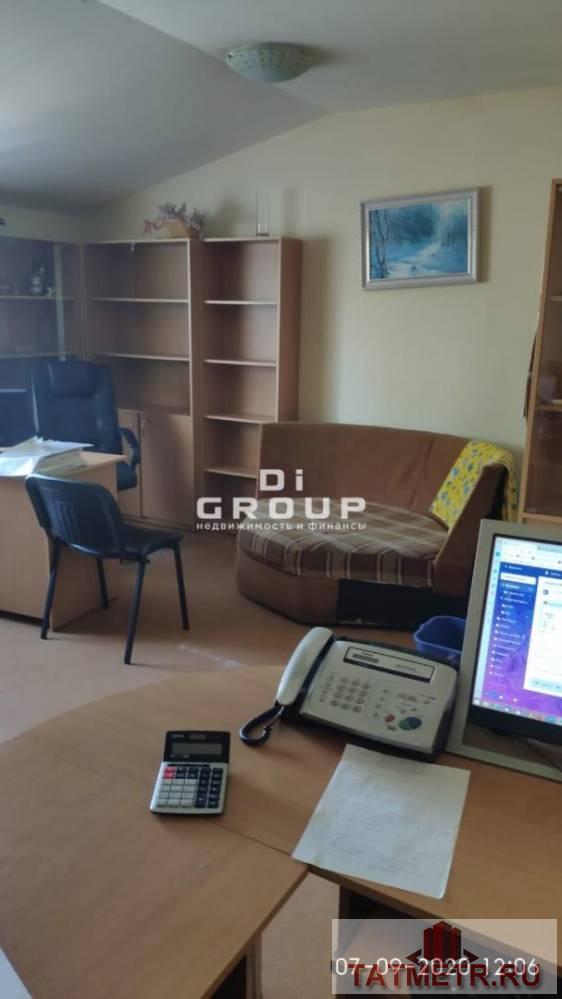 Аренда / Коммерческая / Office, Казань, улица Нариманова, 36 000 Сдаю офис на мансардном этаже, общей площадью 80 кв.м. в Вахитовском районе по улице Нариманова, 15 Особенности: —... - 8