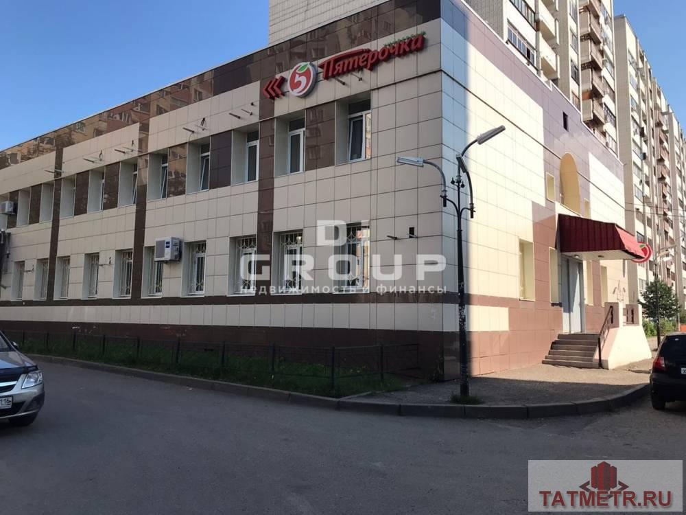 Аренда / Коммерческая / Office, Казань, улица Фатыха Амирхана, 28 195 Офисное помещение 39,6 м² Офисное помещение расположено на 2 этаже 2 этажного офисного здания на 2 линии (вход со...