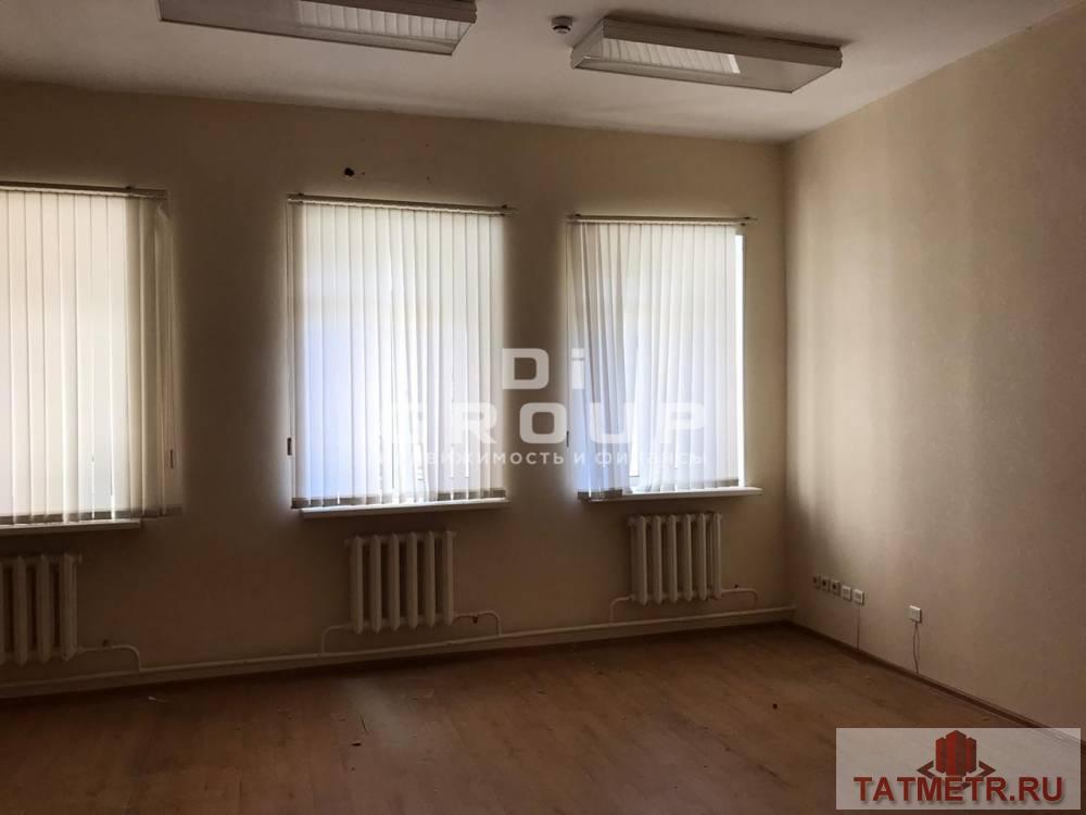 Аренда / Коммерческая / Office, Казань, улица Фатыха Амирхана, 28 195 Офисное помещение 39,6 м² Офисное помещение расположено на 2 этаже 2 этажного офисного здания на 2 линии (вход со... - 5