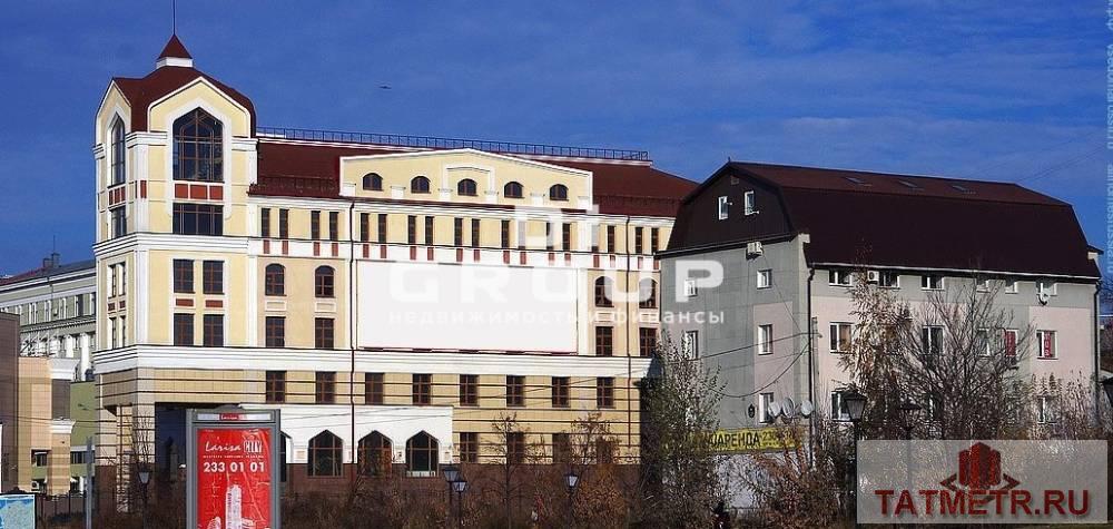 Продажа / Коммерческая / Office, Казань, Петербургская улица, 590 000 000 6-этажное здание с земельным участком. Общая S — 6439 м², S земельного участка – 3202 м². Расположен в центральной...