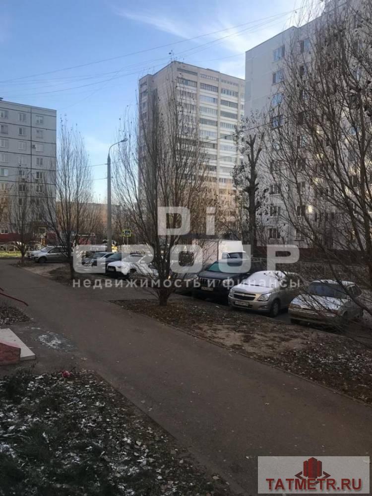 Сдается торговое помещение 172 м² по улице Лаврентьева, дом 9.  Основные характеристики:  — первая линия; — высокий... - 4