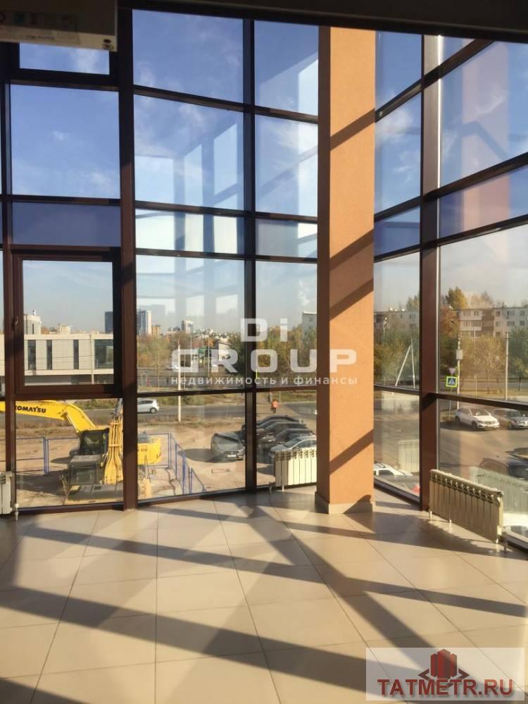 Продажа / Коммерческая / Office, Казань, улица Энгельса, 100 000 000 Предлагаем купить новое, отдельно стоящее здание в Кировском районе. Двух этажное здание на первой линии по улице... - 5