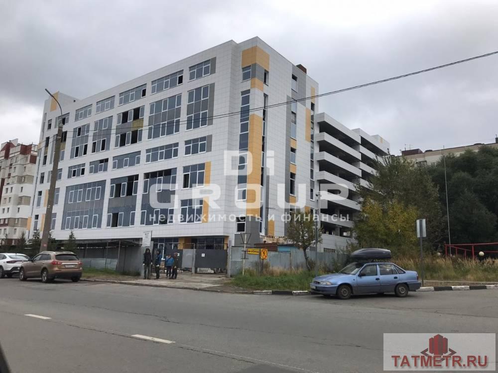 Продажа / Коммерческая / Retail, Казань, улица Фатыха Амирхана, 30 825 000 Продается торгово-офисная площадь: 1 этаж, общая площадь 411 кв.м., возможна нарезка площади от 80 кв.м. стоимость... - 2