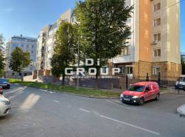 В красивом атмосферном месте, в центре Казани, на длительный срок...