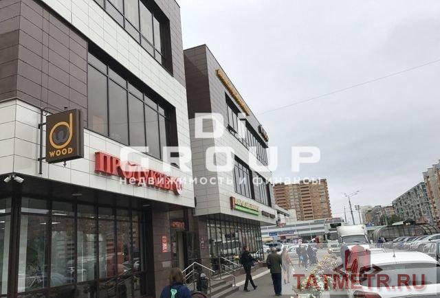 Коммерческая / Аренда / Торговые помещения, Казань, улица Адоратского, 150 000 Сдается в аренду торговая площадь на первой линии 150 кв.м. по улице Чистопольская Особенности: — Отдельно стоящее... - 2