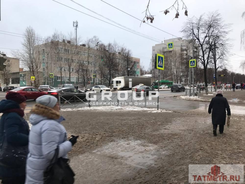 Коммерческая / Аренда / Торговые помещения, Казань, улица Александра Попова, 50 000 Адрес: Сдается торговое помещение 45 м² по улице Попова дом 7. Основные характеристики: — первая линия; — высокий... - 3
