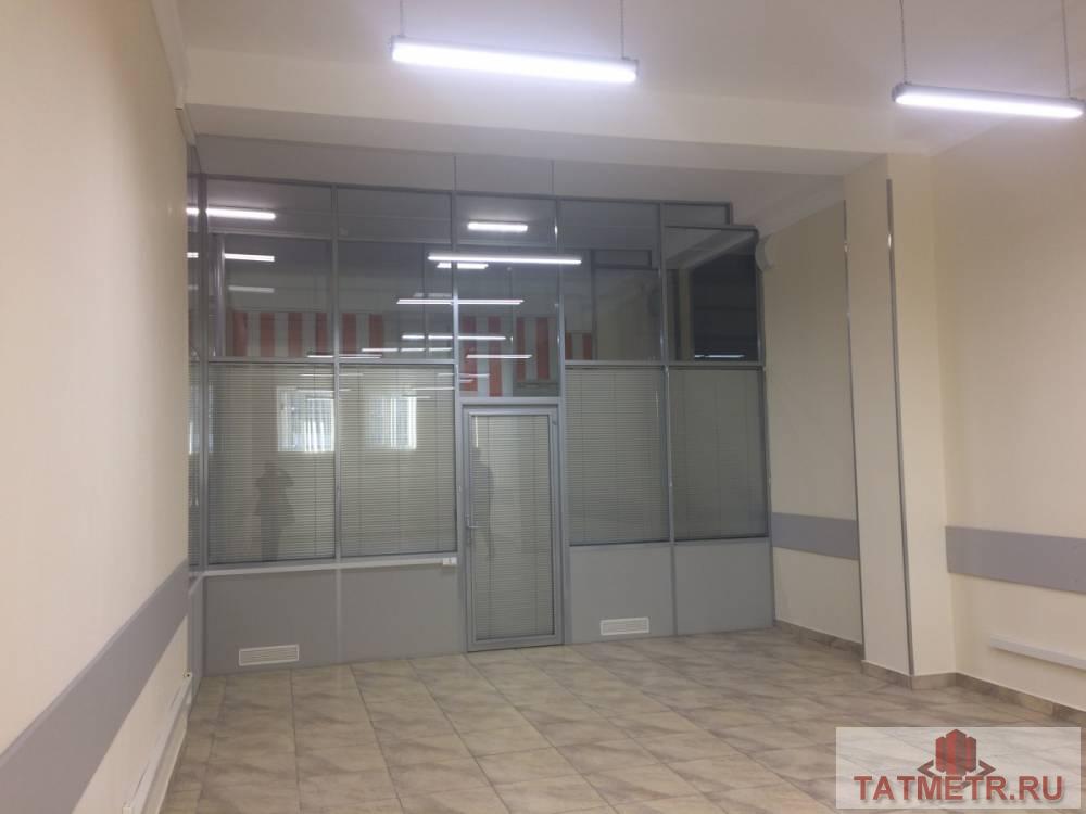 Коммерческая / Аренда / Офисы, Казань, улица Галиаскара Камала, 2 095 000 Сдам помещение в БЦ «Мастер». Первая линия, общая входная группа и 2 пожарных выхода. Общая площадь помещений — 1100... - 2