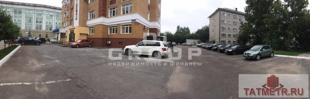 Коммерческая / Аренда / Офисы, Казань, улица Хади Такташа, 893 000 Сдам отдельно стоящее здание в центре, 850 м² Сдается 4-х этажное здание бизнес-центра (плюс цокольный этаж) в центре... - 1