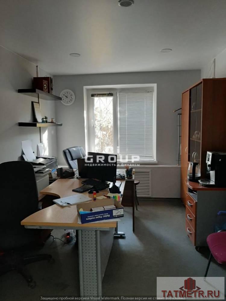 Продажа / Коммерческая / Office, Казань, улица Масгута Латыпова, 56 650 000 Продам отдельно стоящее здание в Вахитовском районе. Собственная парковка на 20 машин, 3 отдельных входа, ремонт. —... - 2