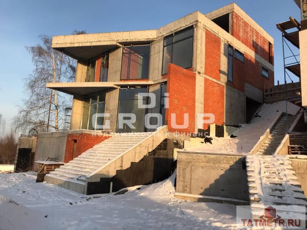 Продажа / Дома и коттеджи, Казань, улица Троицкий Лес, 29 000 000 Продается дом по ул. Троицкий Лес. — Дом находится в стадии строительства — Общая площадь дома 381 кв.м. — Земля 9...