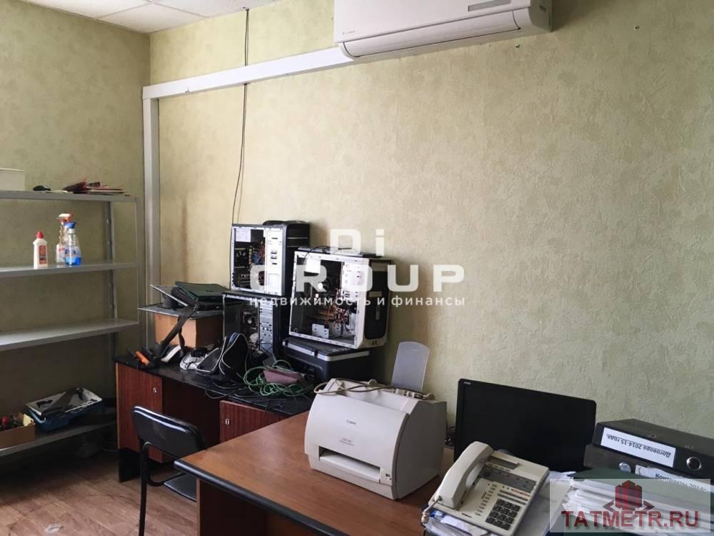Аренда / Коммерческая / Free purpose, Казань, улица Восстания, 8 250 Сдается помещение 15м2 по улице восстания 18б. Характеристики объекта: — отдельная входная группа; — свободная... - 2