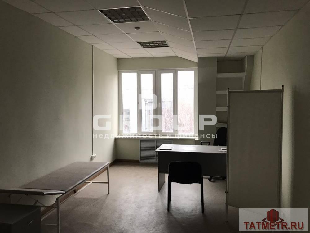 Продажа / Коммерческая / Office, Казань, проспект Ямашева, 30 000 000 Продается помещение по адресу Ямашева, 36. Характеристики: — площадь 400 кв.м; — 4 этаж; — есть лифт; — в помещении... - 12