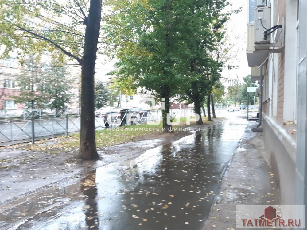 Аренда / Коммерческая / Free purpose, Казань, улица Академика Кирпичникова, 50 000 Сдается помещение свободного назначения 50,9 кв.м. — Свободная планировка — Первая линия — Высокий трафик Помещение... - 1