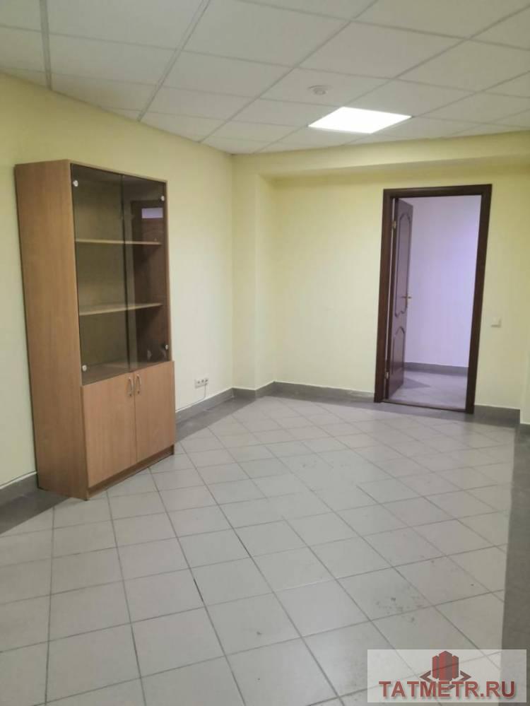 Аренда / Коммерческая / Office, Казань, Проспект Победы, 9 000 Сдается офисное помещение 18 кв.м по улице Проспект Победы, 206. Бизнес центр «Визит» Основные характеристики: —... - 2