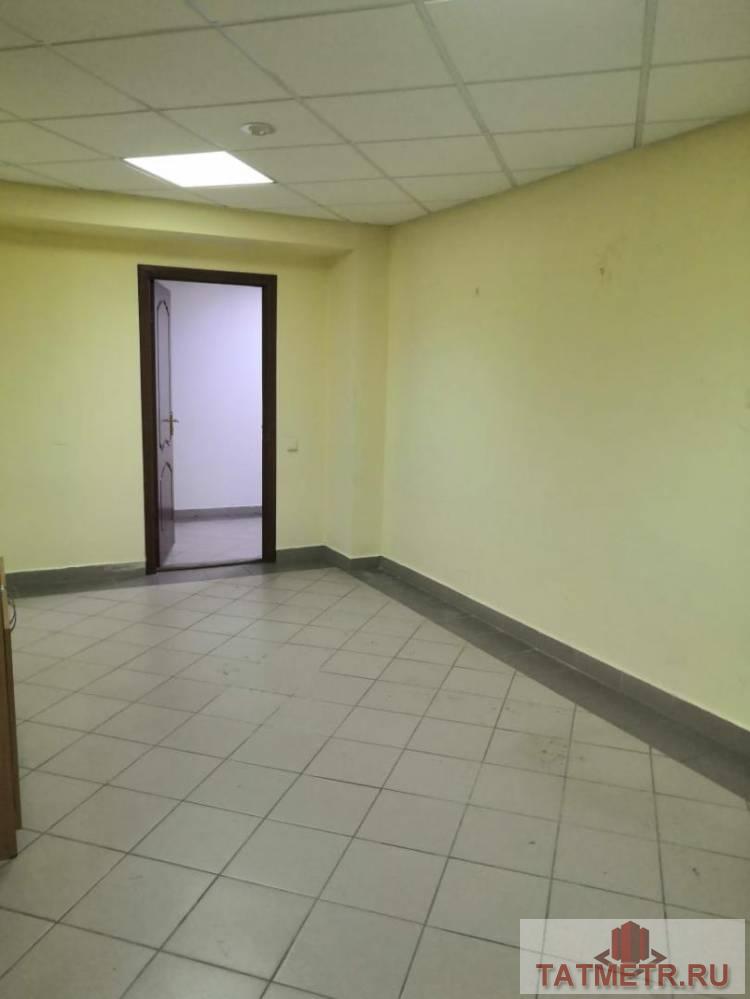 Аренда / Коммерческая / Office, Казань, Проспект Победы, 9 000 Сдается офисное помещение 18 кв.м по улице Проспект Победы, 206. Бизнес центр «Визит» Основные характеристики: —... - 3