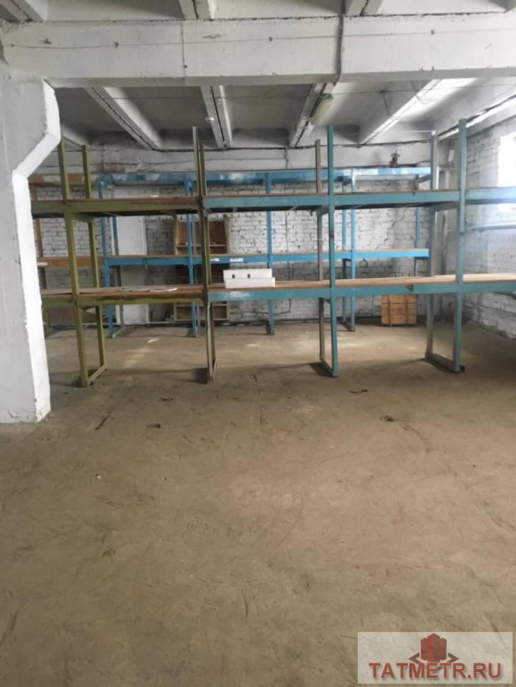 Аренда / Коммерческая / Warehouse, Казань, улица Гассара, 85 500 Предлагаем склад в аренду по улице Гассара 14. Есть площади 475, 600 и 700 кв.м. Назначение: -склады; -производство.... - 1