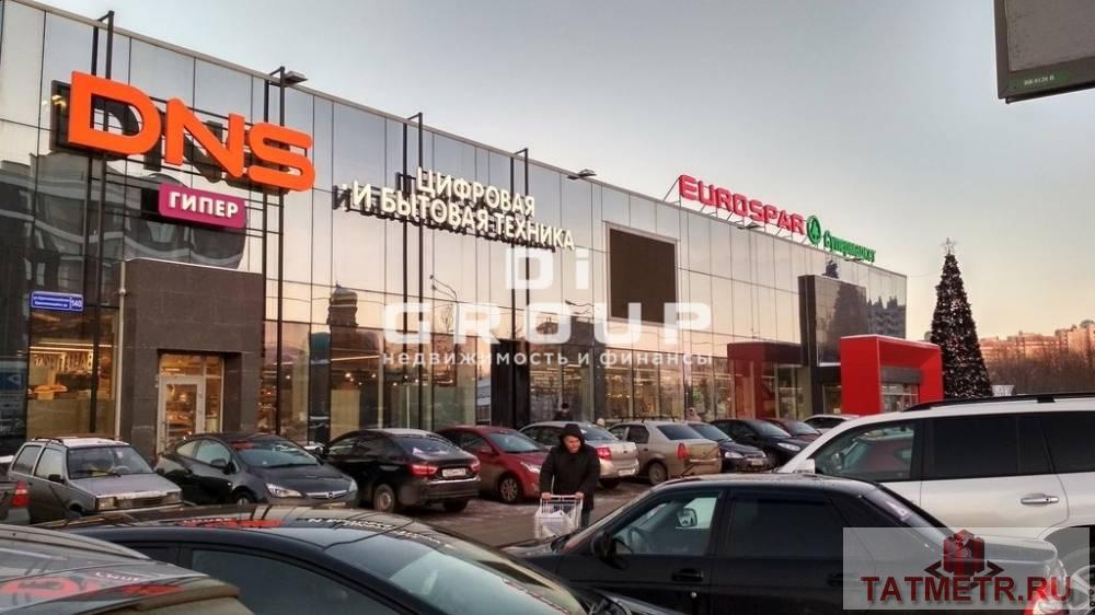 Продажа / Коммерческая / Retail, Казань, Краснококшайская улица, 355 000 000 Отдельно-стоящее здание рядом с торговым комплексом «Ягодная Слобода» . Введено в эксплуатацию в 2008 году. Торговый... - 2