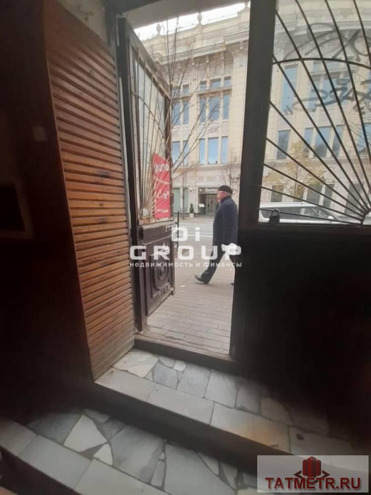 Аренда / Коммерческая / Office, Казань, Кремлевская улица, 14 000 Адрес: Сдается помещения по улице Кремлевская, дом 23/17. Основные характеристики: — 1 линия; — высокий пешеходный и... - 1