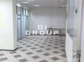 Сдается торговое помещение 230 м² по улице Салимжанова, дом 15....