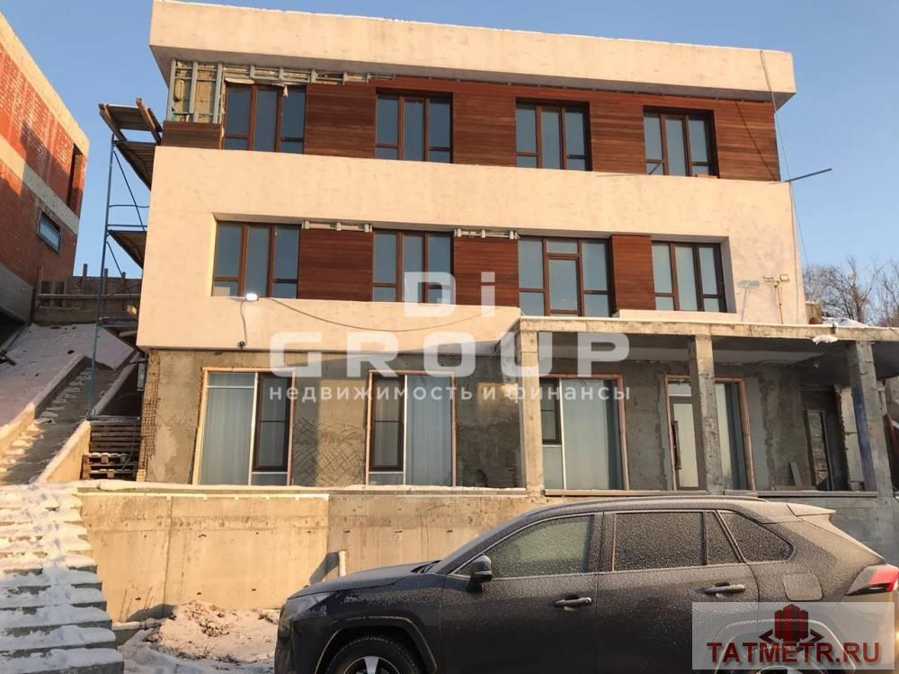 Продажа / Дома и коттеджи, Казань, улица Троицкий Лес, 49 000 000 Продается дом по ул. Троицкий Лес. — Дом находится в стадии строительства — Общая площадь дома 430 кв.м. — Земля 9... - 2