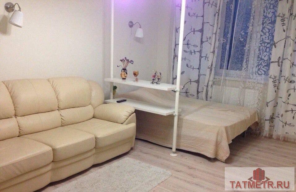 Аренда / Квартиры, Чистополь, Октябрьская улица, 6 000 Сдам однокомнатную квартиру на длительный срок. В квартире проведен интернет, установлены пластиковые окна. Квартира... - 3