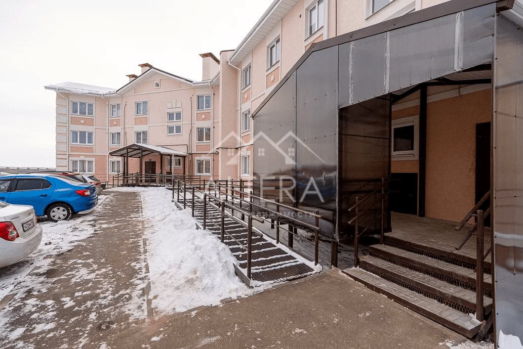 Продажа / Квартиры, Куюки, 2 300 000 Продается однокомнатная квартира в ЖК Светлый. Квартира светлая и уютная. Частично с мебелью. С большим коридором и... - 9