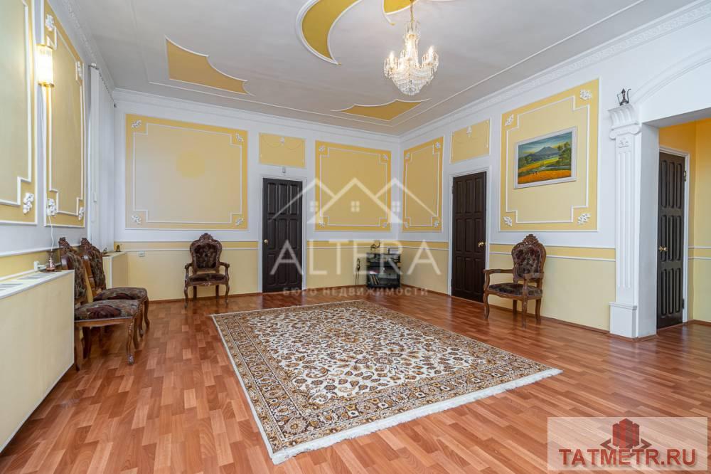 Продажа / Дома и коттеджи, Казань, Листопадная улица, 29 900 000 ВОЗМОЖЕН ПОДРОБНЫЙ ОНЛАЙН ПОКАЗ Продается дом с участком 30 соток в элитном жилом массиве «Плодопитомник». Черта... - 17