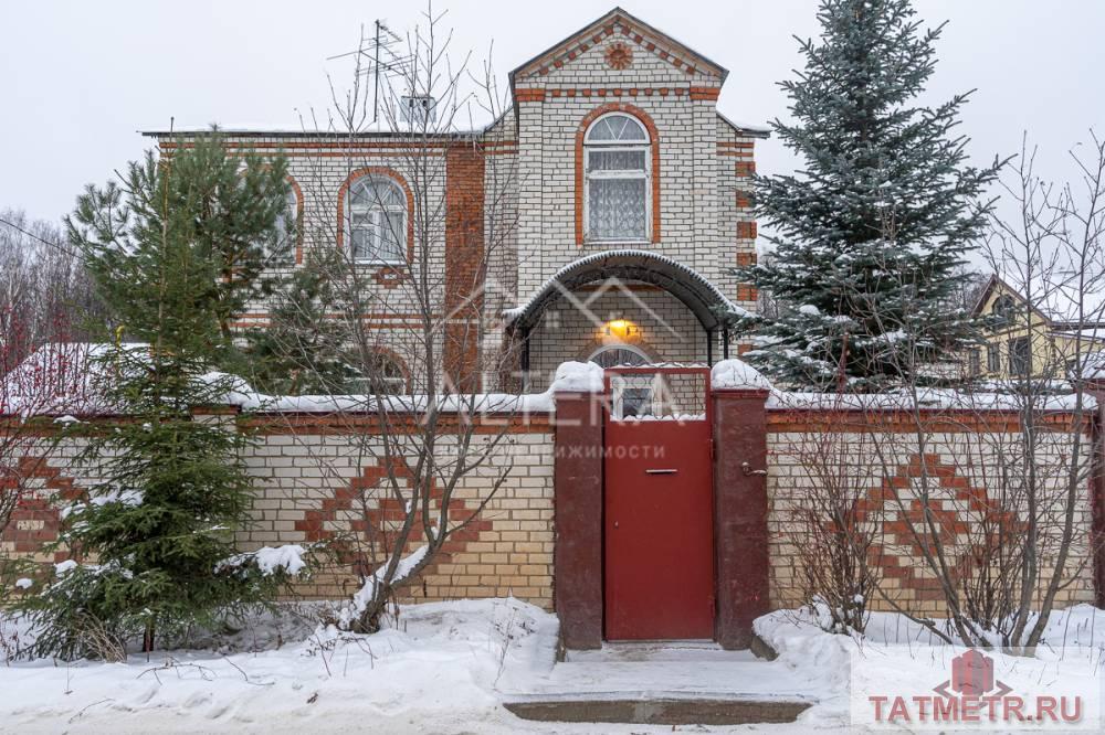 Продажа / Дома и коттеджи, Казань, Листопадная улица, 29 900 000 ВОЗМОЖЕН ПОДРОБНЫЙ ОНЛАЙН ПОКАЗ Продается дом с участком 30 соток в элитном жилом массиве «Плодопитомник». Черта... - 2