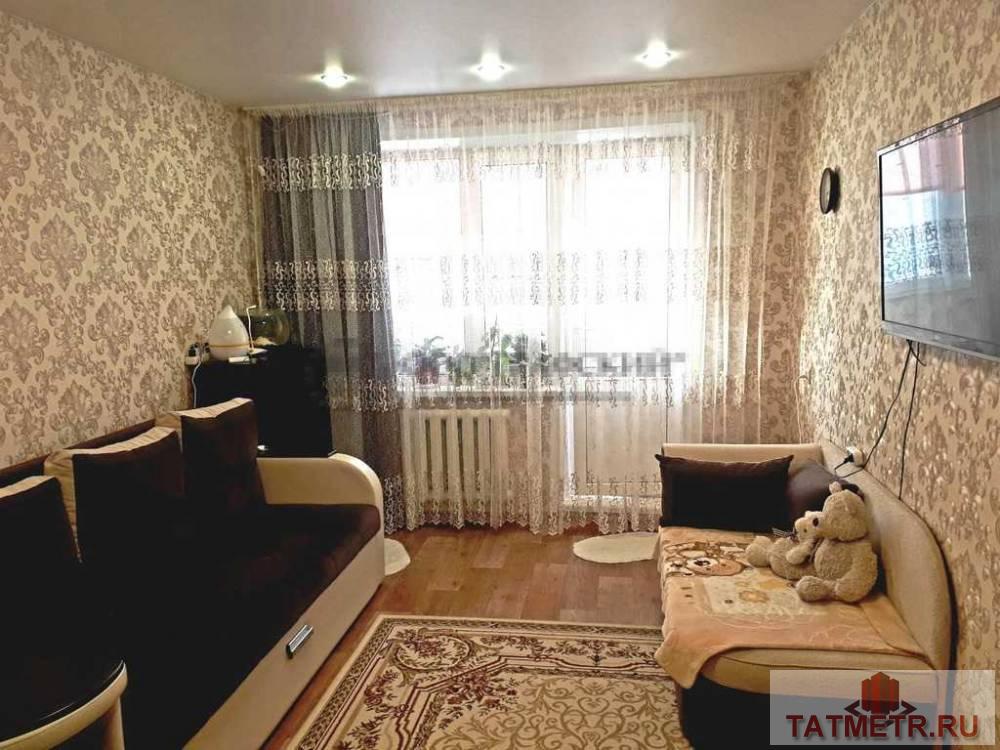 Продажа / Квартиры, Казань, Чистопольская улица, 5 650 000 Замечательная двухкомнатная в самом центре Ново-Савиновского района. Светлая уютная квартира с хорошим ремонтом, на...