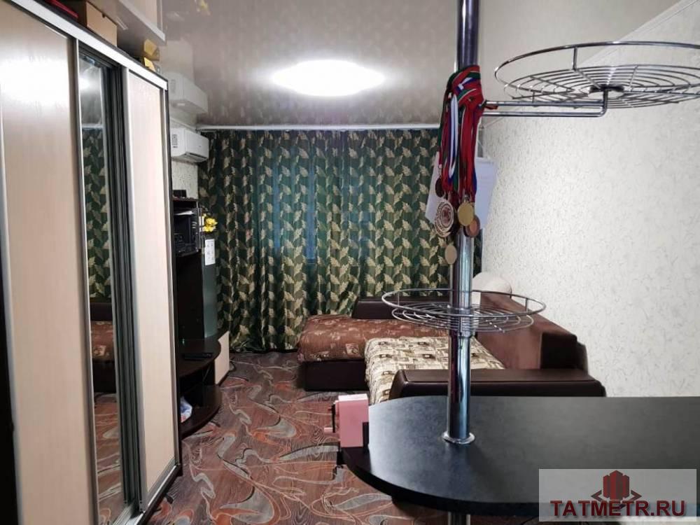 Продается шикарная двухкомнатная квартира в отличном районе г. Зеленодольск. Квартира уютная, светлая в отличном... - 2