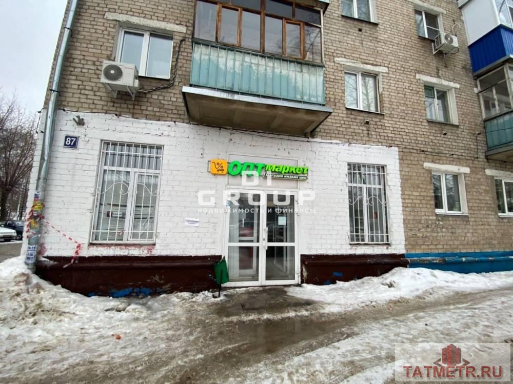 Аренда / Коммерческая / Free purpose, Казань, улица Короленко, 50 000 На первой линии оживленной улицы Короленко, сдается в аренду помещение 71кв.м. Подойдет под магазин, аптеку,...