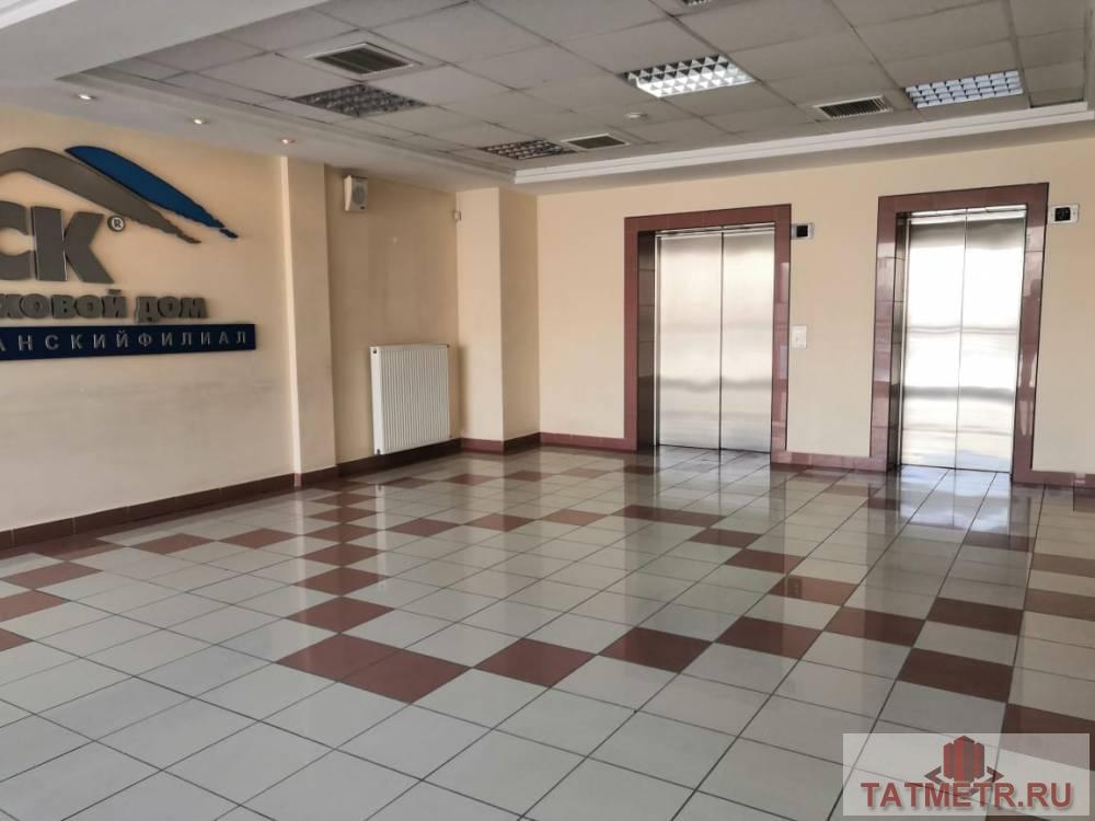 Продажа / Коммерческая / Office, Казань, улица Николая Столбова, 32 000 000 Продается офисное помещение 402,2 кв.м., в офисном центре, расположенном по улице Николая Столбова, 2, в Вахитовском... - 1