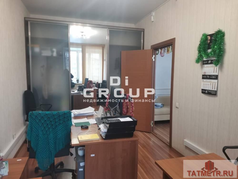 Продажа / Коммерческая / Office, Казань, улица Маршала Чуйкова, 210 000 000 Предлагается к продаже административно- офисное здание по ул.Чуйкова. Характеристики: — отдельно стоящее здание; — 1... - 4