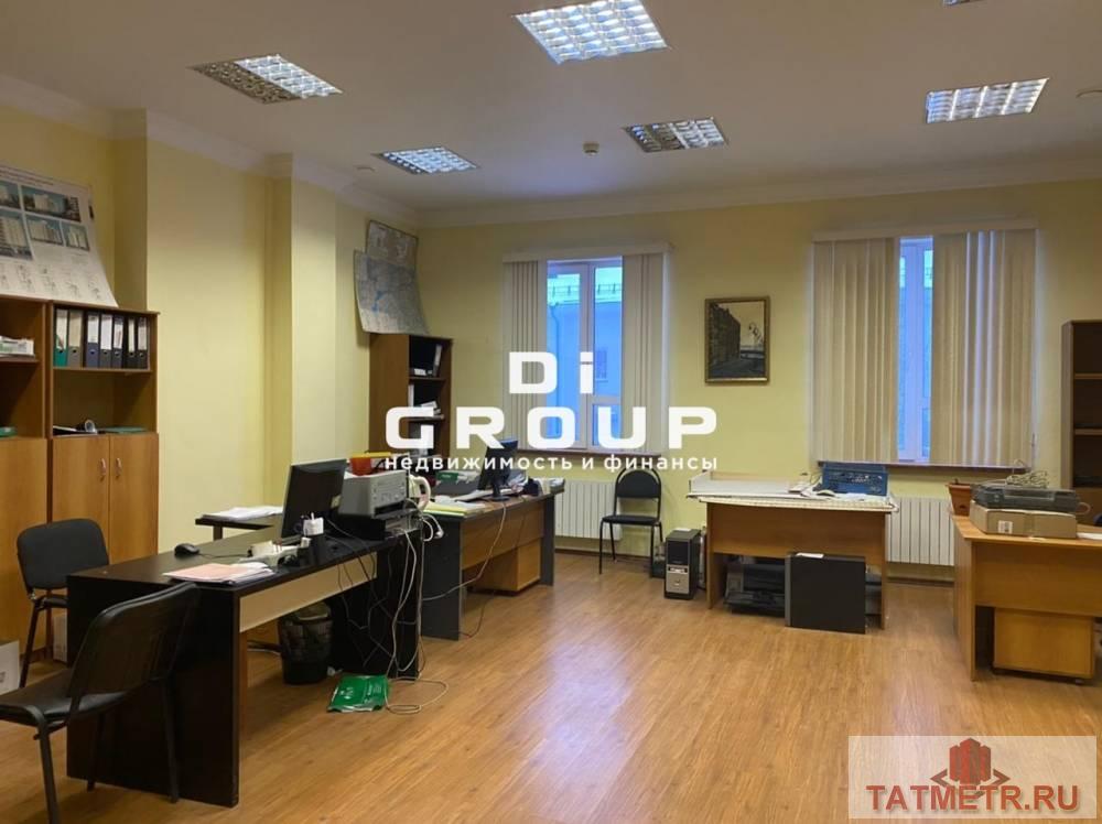Аренда / Коммерческая / Office, Казань, улица Дзержинского, 22 500 Сдается офис на первой линии из двух кабинетов на втором этаже. В отличном состоянии. В историческом центре города.... - 3