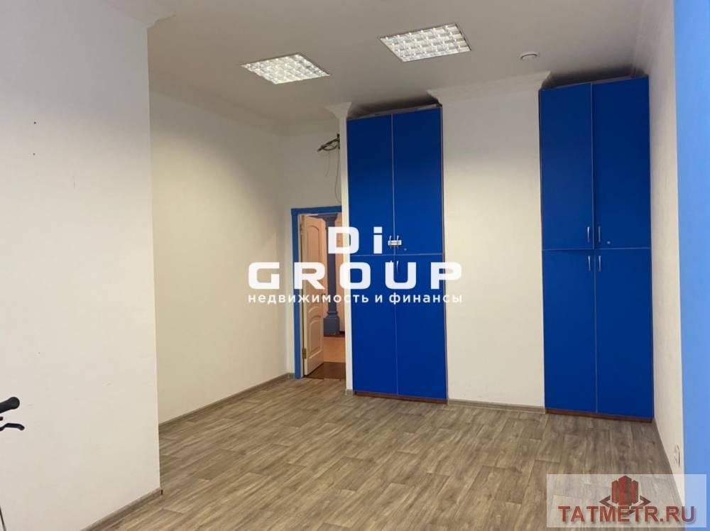 Продажа / Коммерческая / Office, Казань, улица Дзержинского, 15 000 000 Продается офис на первой линии на втором этаже, с арендаторами (ГАБ) В отличном состоянии. В историческом центре... - 3