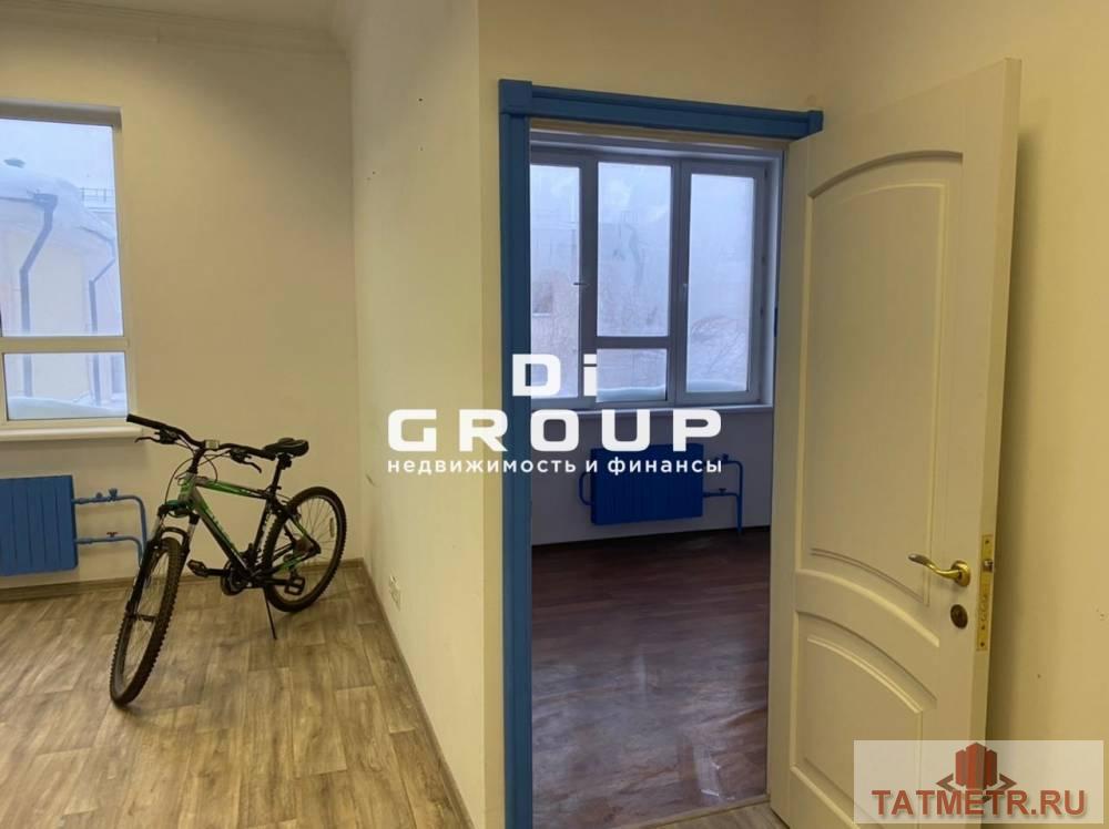 Продажа / Коммерческая / Office, Казань, улица Дзержинского, 15 000 000 Продается офис на первой линии на втором этаже, с арендаторами (ГАБ) В отличном состоянии. В историческом центре... - 5