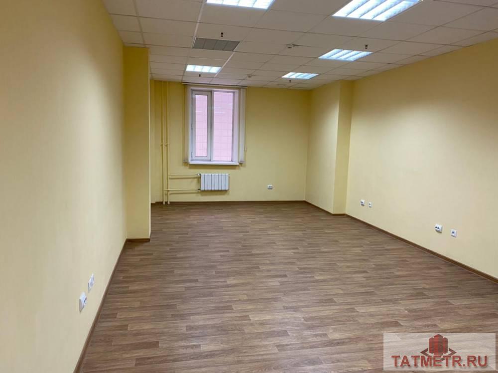 Коммерческая / Аренда / Офисы, Казань, улица Декабристов, 29 760 Сдаются офисные помещения, расположенные по адресу ул. Декабристов, 85 Б БЦ Релита. Входная группа находится на... - 2