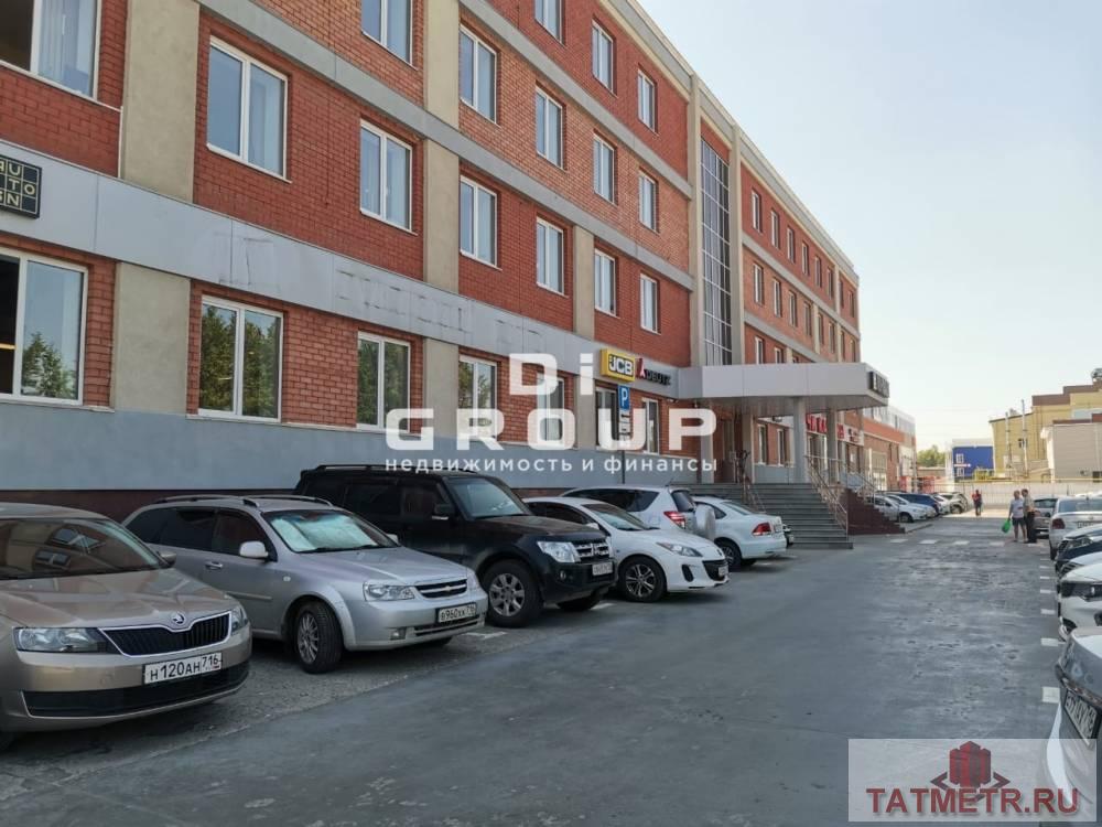 Аренда / Коммерческая / Office, Казань, Горьковское шоссе, 160 000 Предлагается к аренде офис . Характеристики: — отдельно стоящее здание; — доступ 24 часа; — большая свободная...