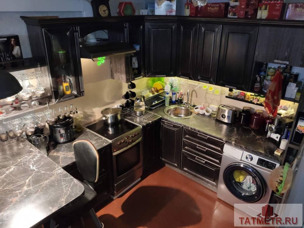 Продажа / Квартиры, Казань, Техническая улица, 1 799 000 Продается шикарная двухкомнатная гостинка с общей площадью 30,1 м2 в пятиэтажном кирпичном доме в Приволжском районе,...