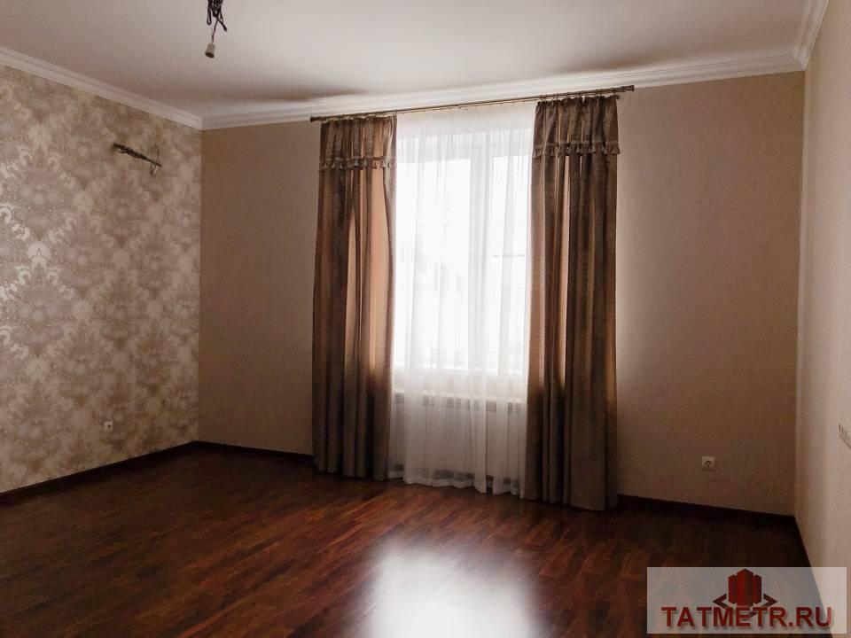 Продажа / Дома и коттеджи, Казань, Кулагинская улица, 28 650 000 Продаю новый шикарный коттедж, расположен в жилом массиве в посёлке Царицыно, среди других новых коттеджей на... - 23