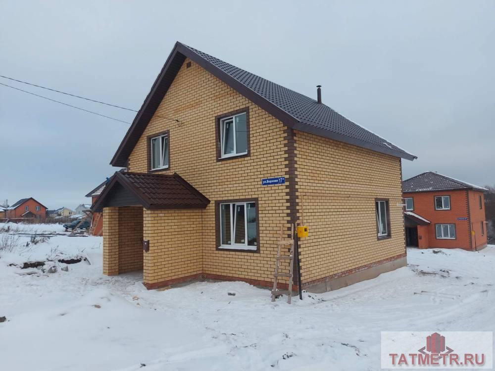 Продажа / Дома и коттеджи, село Гильдеево, Верхняя улица, 4 350 000 Продается загородный дом 136.8 м2 на участке 6 сот. Дом из кирпича. Расположение: село Гильдеево. Двухэтажный дом,... - 2