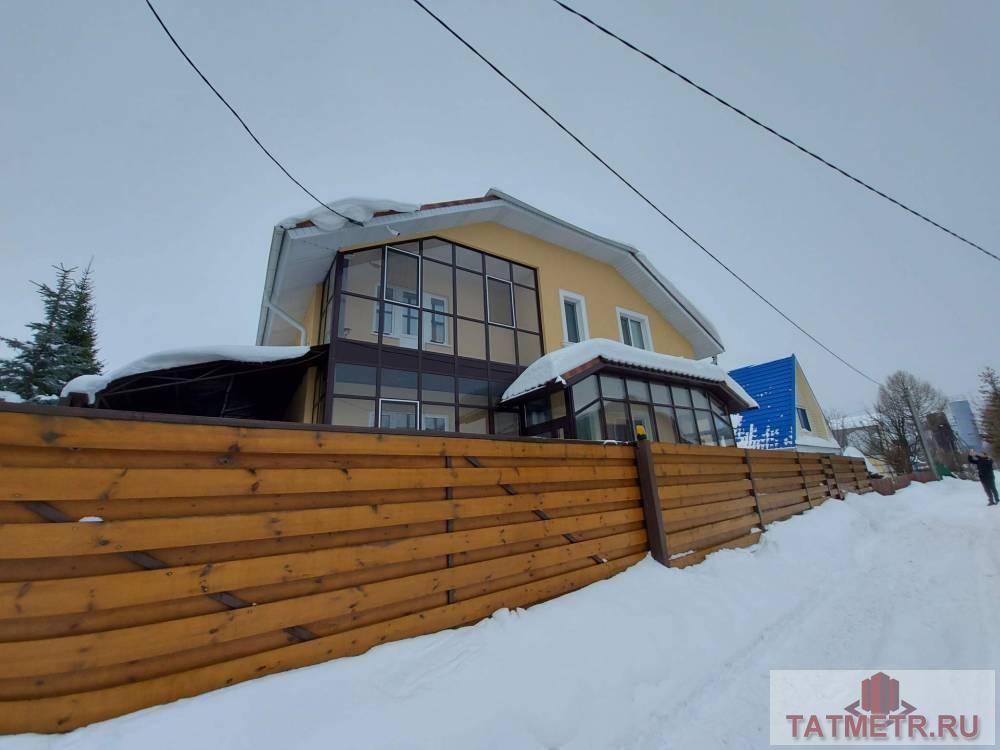 Продажа / Дома и коттеджи, Лаишево, СНТ Нептун, 13 500 000 Продается особняк 173.8 м2 на участке 4 сот. Дом из кирпича. Расположение: Лаишево. Двухэтажный дом, евро-ремонт. В...