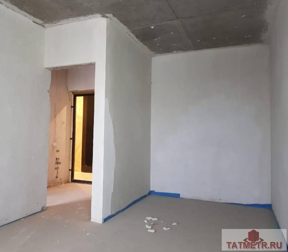 Продажа / Квартиры, Казань, Волкова, 5 600 000 Продается 1-комн. квартира, площадью 33 м2, район города - Вахитовский. Жилая площадь 15.24 м2, кухня 9.22 кв.м,... - 7