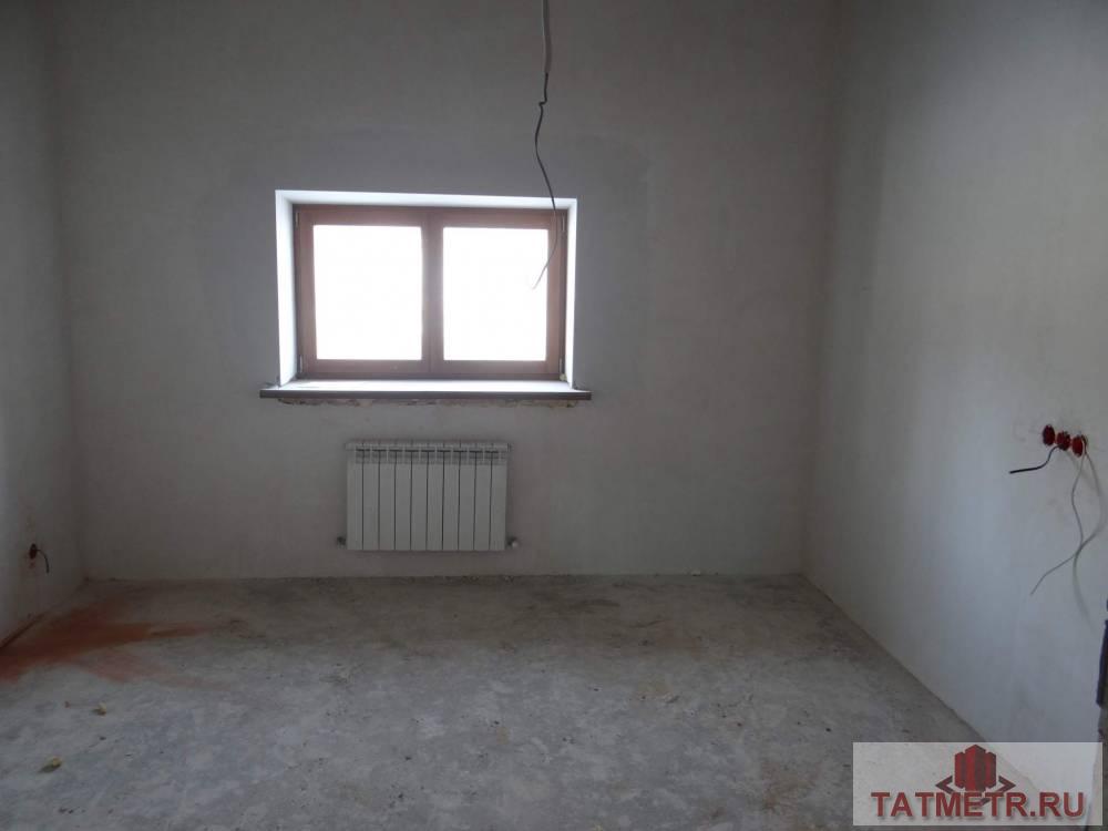 Продажа / Дома и коттеджи, Казань, Медицинский 1-й, 15 500 000 Продается загородный дом 362.8 м2 на участке 10 сот. Дом из кирпича. Расположение: Казань. Двухэтажный дом, требует... - 15