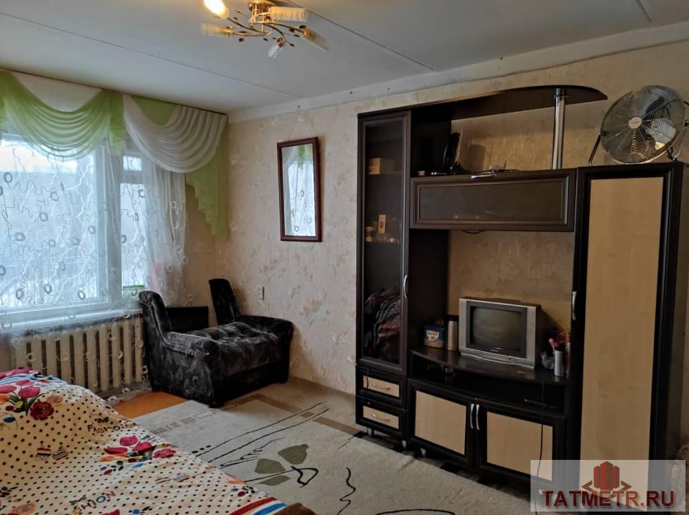 Продается 2-комн. квартира, площадью 43 кв.м в 10 мин. пешком от м.Горки, район Приволжский.  Жилая площадь 30 м2,...