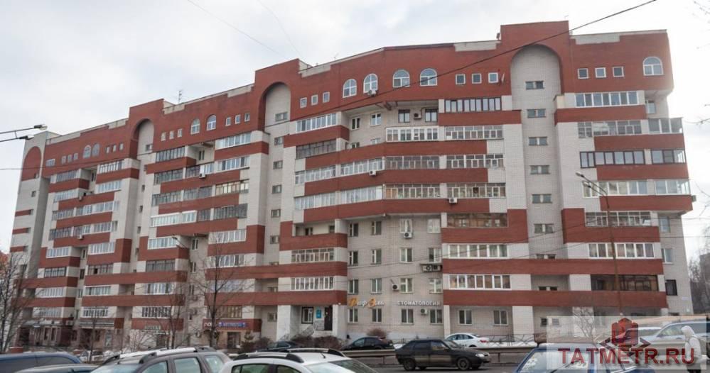 Продается 5-комн. квартира, площадью 175.2 кв.м в 12 мин. транспортом от м.Аметьево, район города - Советский.  Жилая...