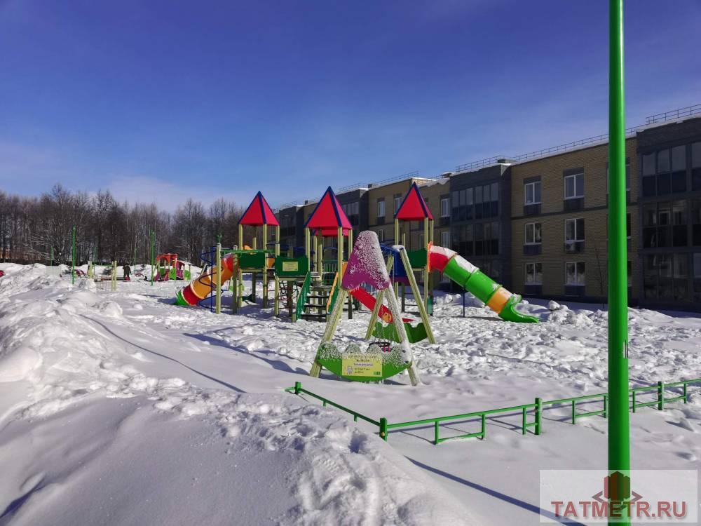 Продажа / Квартиры, деревня Царево, д.28, 2 320 000 Продается студия, площадью 28 м2 в 34 мин. транспортом от. Жилая площадь 15.34 м2, кухня 4.08 кв.м, ремонта нет.... - 8