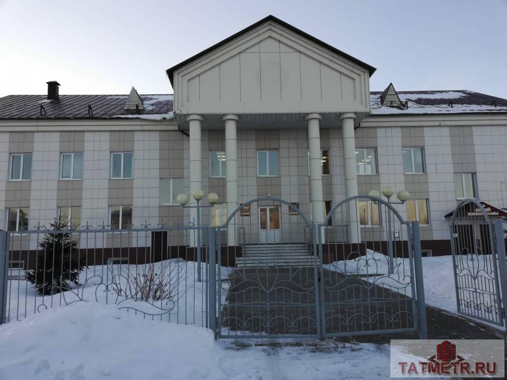 Продажа / Квартиры, поселок городского типа Алексеевское, Космонавтов, 2 300 000 Продается 2-комн. квартира, площадью 43.8 м2. Жилая площадь 33 м2, кухня 6 кв.м, типовой ремонт. Раздельных санузлов... - 20