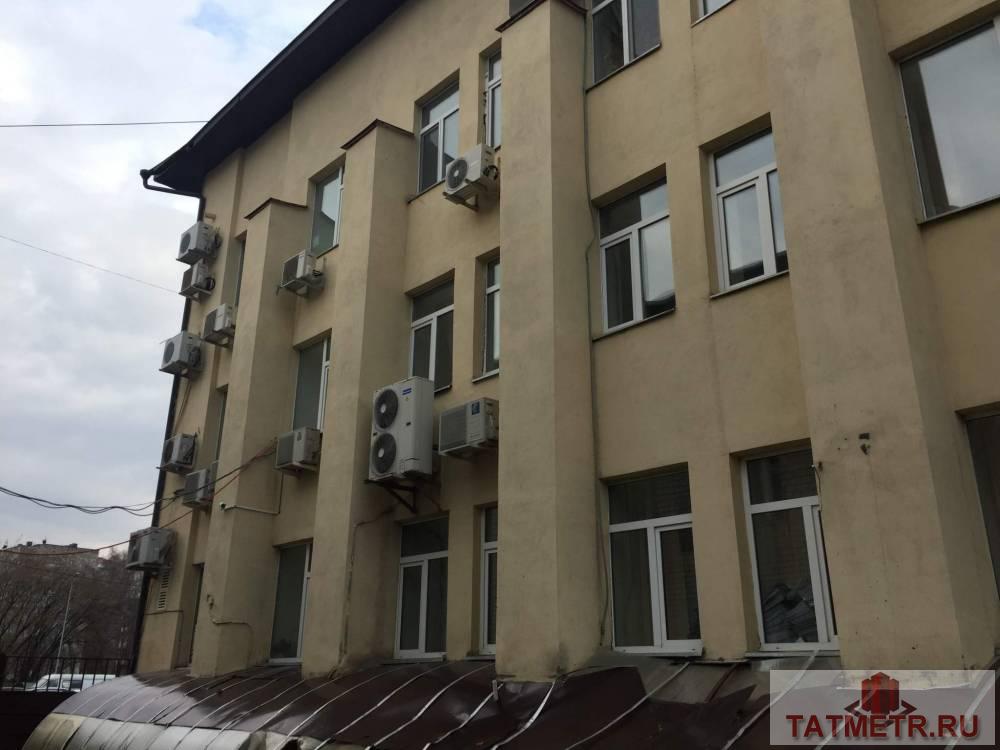 Продажа / Commercial / Free purpose, Казань, Братьев Касимовых улица, 64 392 742 Продаю офисное здание, площадью 2230.4 м2 в 4 мин. транспортом от м.Горки, район Советский, этажей в здании - 4.... - 17